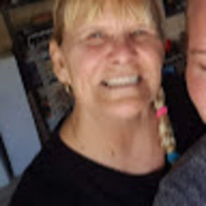 Meet your Posher, Anne